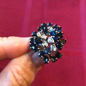 White Gold 18K Sapphire and Diamond Ring